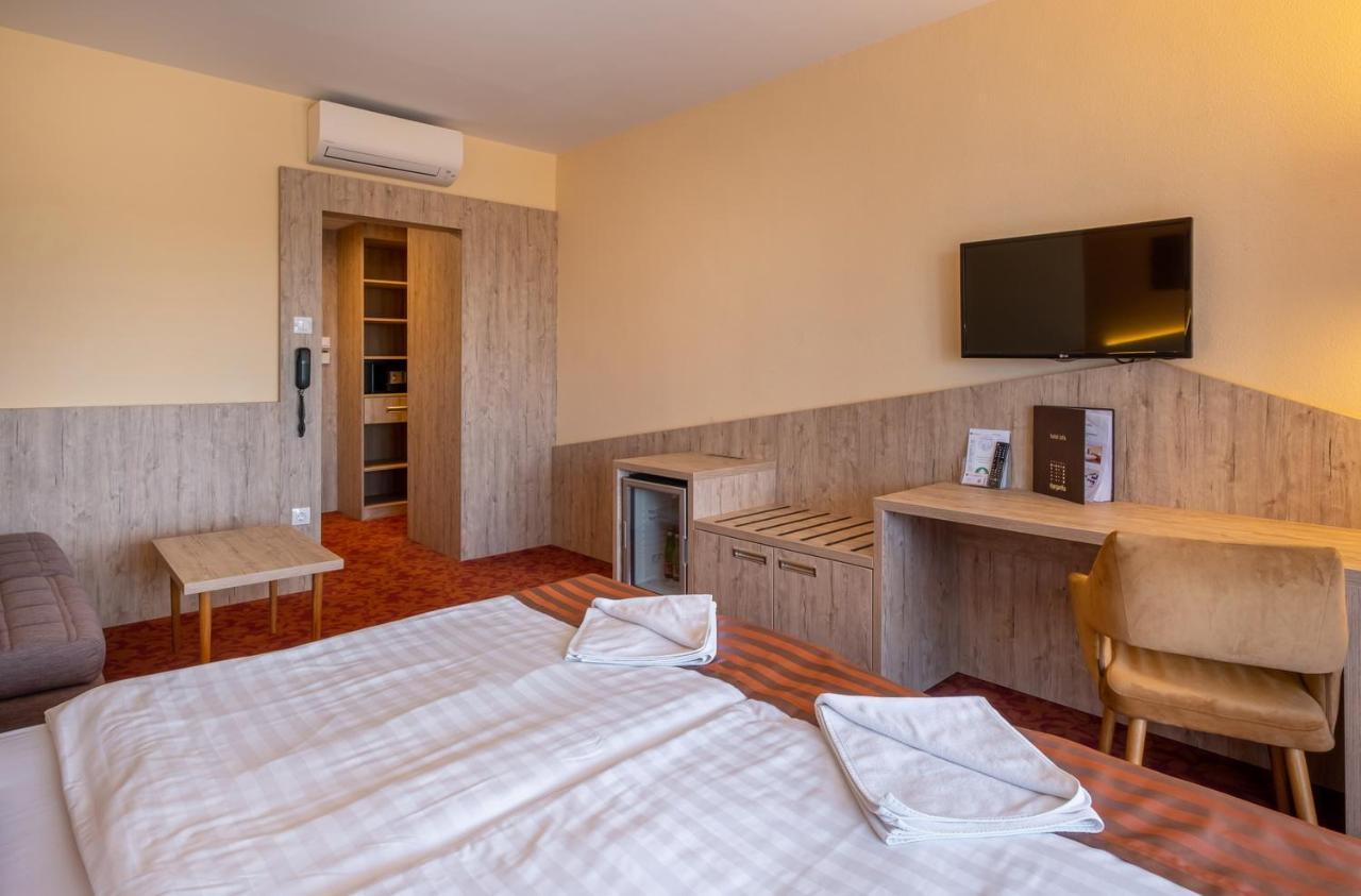 Hotel Margareta Balatonfüred Buitenkant foto