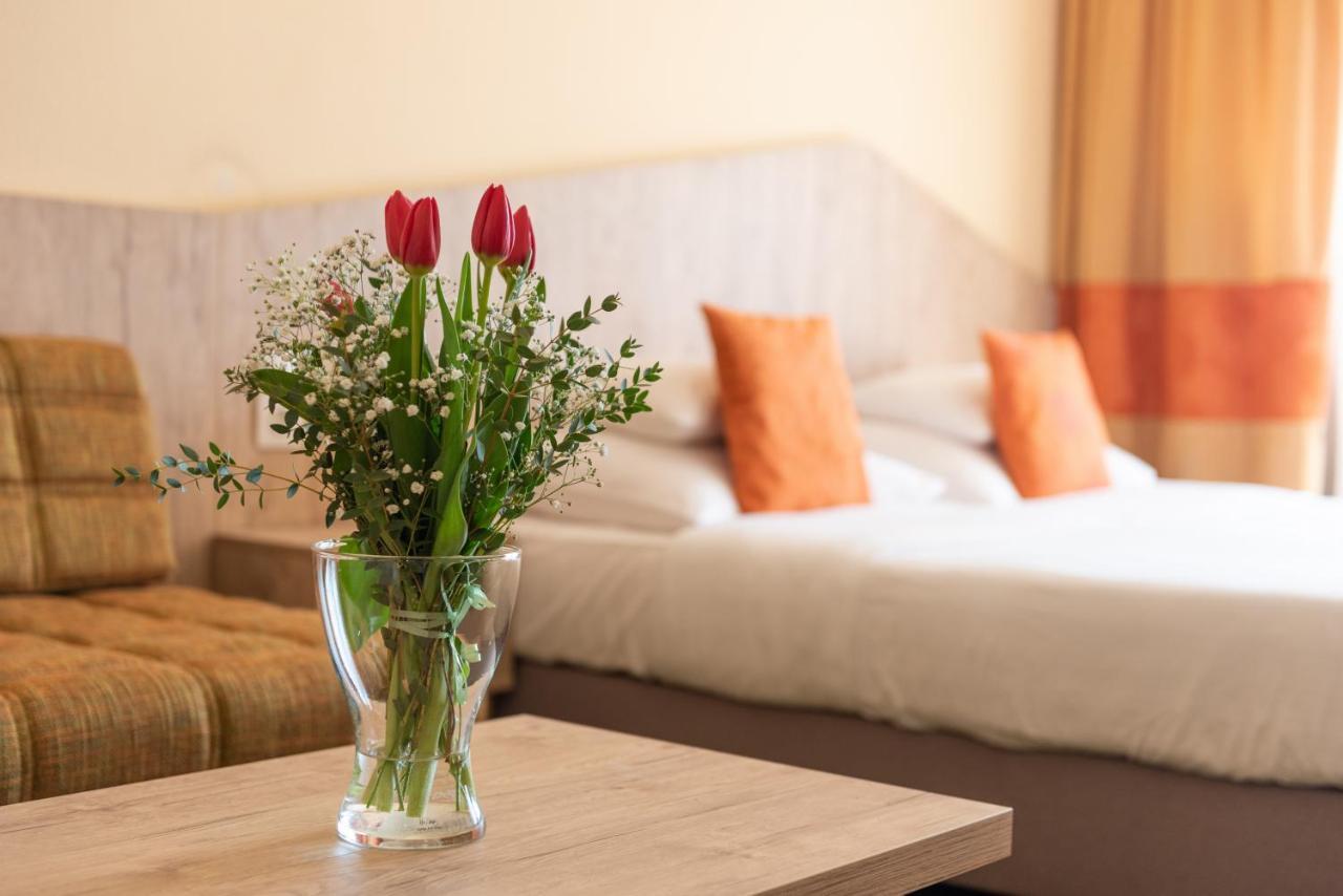 Hotel Margareta Balatonfüred Buitenkant foto